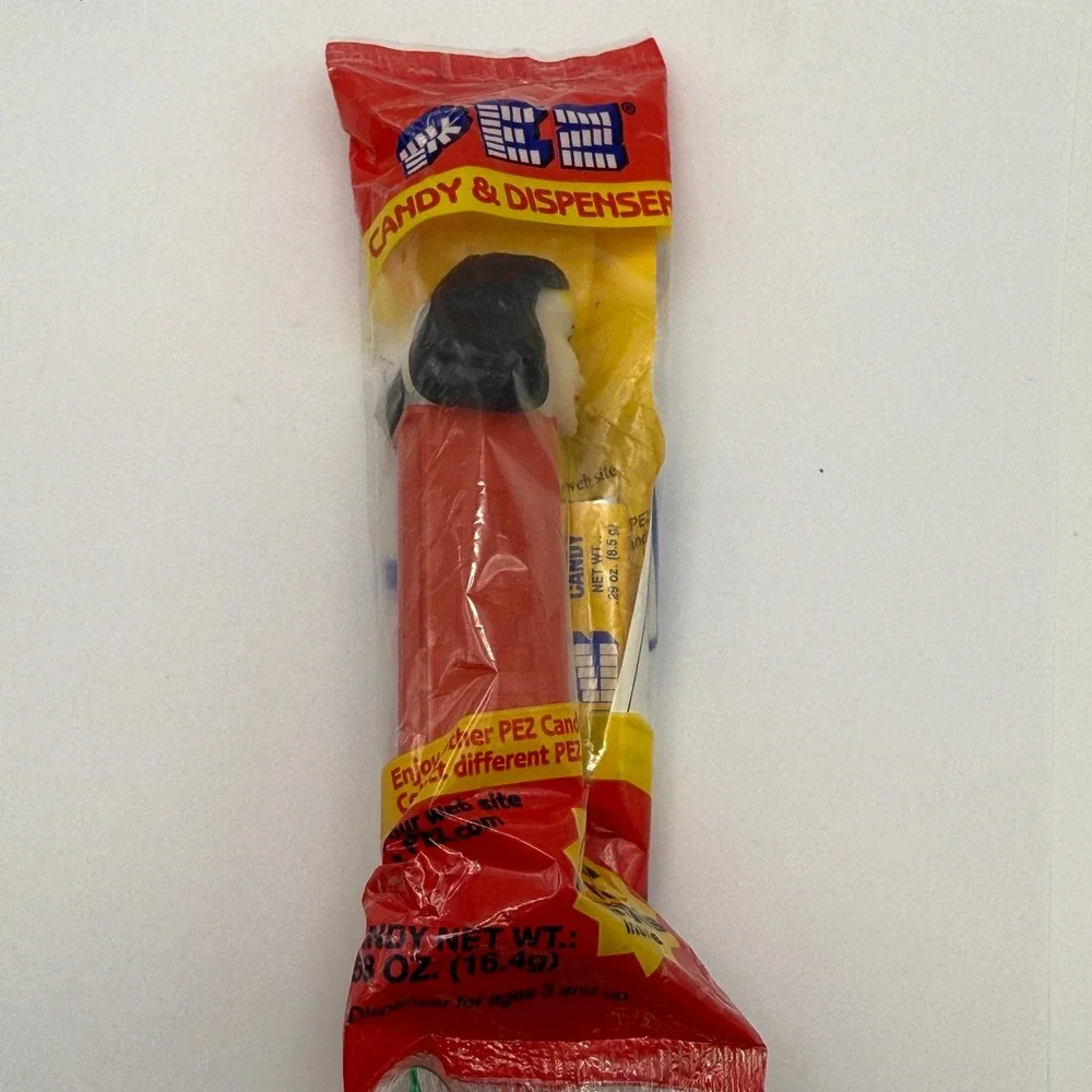 PEZ Candy Dispenser New Wonder Woman DC Comics Superhero Red Stem Sealed Bag - Picture 1 of 3